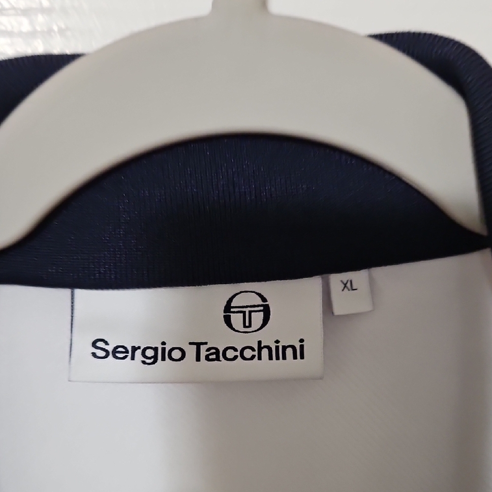 Sergio Tacchini Men's Zip-Up Sweater in Navy and White - Picture 4 of 7